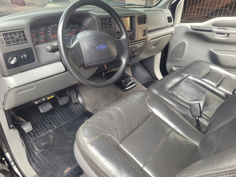 F-250 4.2 XLT 4X2 CS TURBO DIESEL 2P MANUAL - 2005 - FLORES DA CUNHA