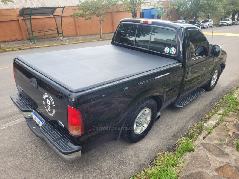 F-250 4.2 XLT 4X2 CS TURBO DIESEL 2P MANUAL - 2005 - FLORES DA CUNHA