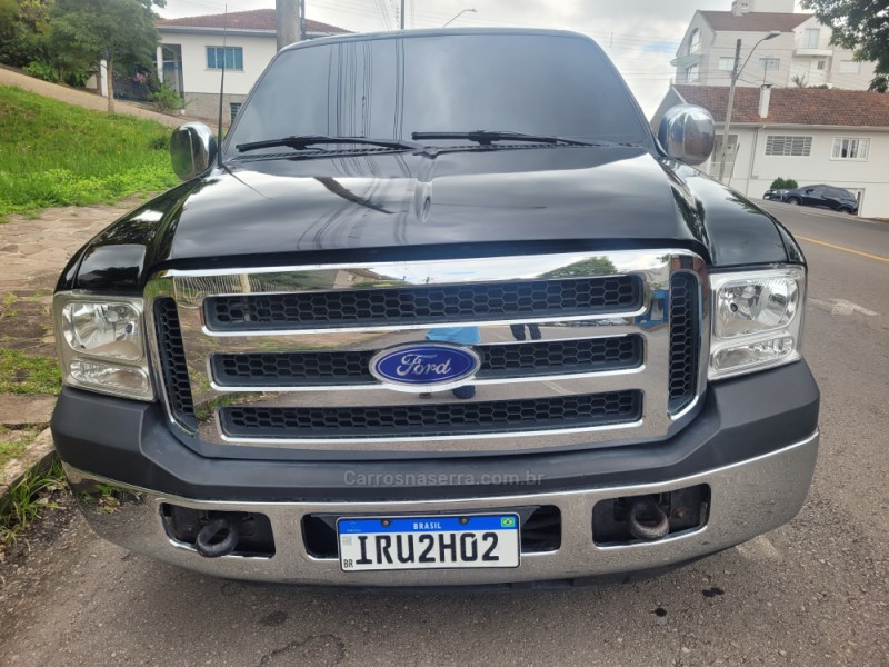 F-250 4.2 XLT 4X2 CS TURBO DIESEL 2P MANUAL - 2005 - FLORES DA CUNHA