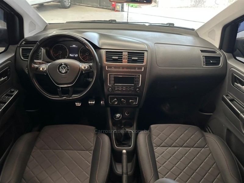 FOX 1.6 MSI HIGHLINE 16V FLEX 4P MANUAL - 2015 - BENTO GONçALVES