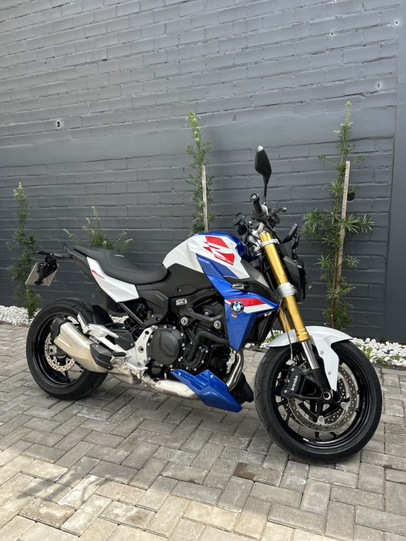 f 900 r sport  2024 carazinho