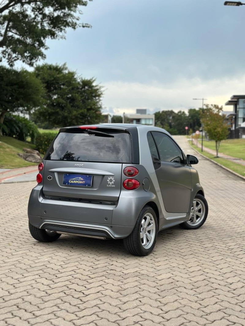 FORTWO 1.0 PASSION COUPÉ 3 CILINDROS 12V GASOLINA 2P AUTOMÁTICO - 2013 - CAXIAS DO SUL