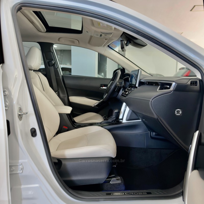 COROLLA 2.0 CROSS XRX 16V FLEX 4P AUTOMÁTICO - 2025 - FLORES DA CUNHA