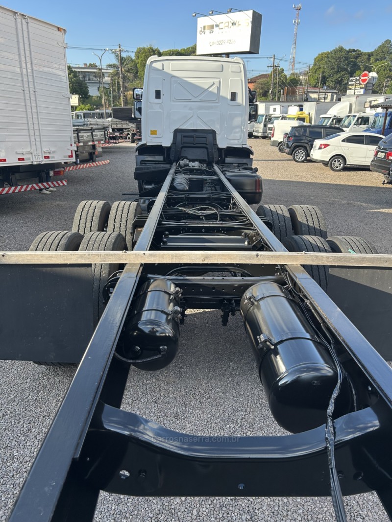 CARGO 2429 E 6X2 TURBO - 2017 - CAXIAS DO SUL