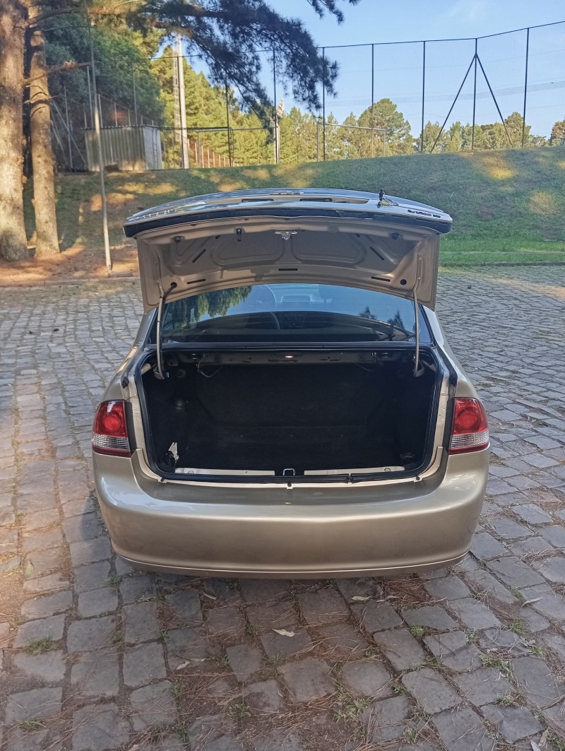 CLASSIC 1.0 MPFI LS 8V FLEX 4P MANUAL - 2012 - CAXIAS DO SUL