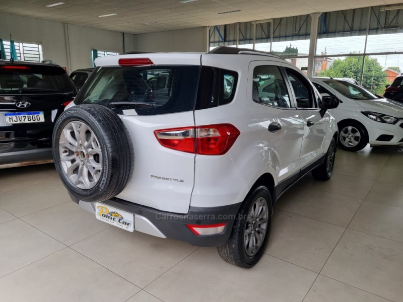 ECOSPORT 1.6 FREESTYLE 16V FLEX 4P MANUAL - 2015 - VACARIA