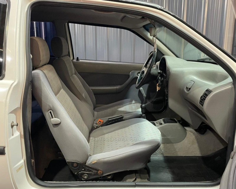 GOL 1.0 8V GASOLINA 2P MANUAL - 1999 - VACARIA