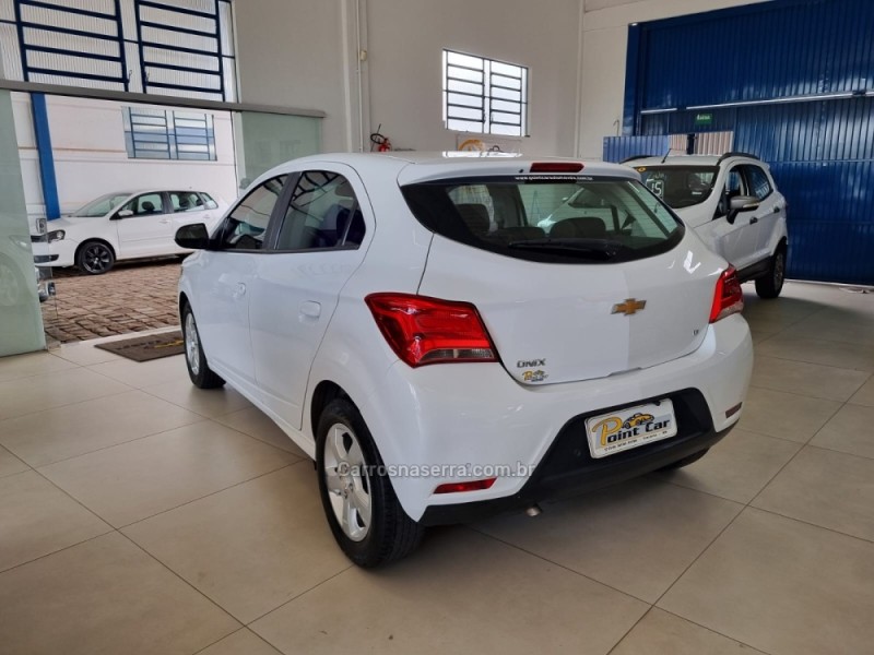 ONIX 1.4 MPFI LT 8V FLEX 4P MANUAL - 2019 - VACARIA