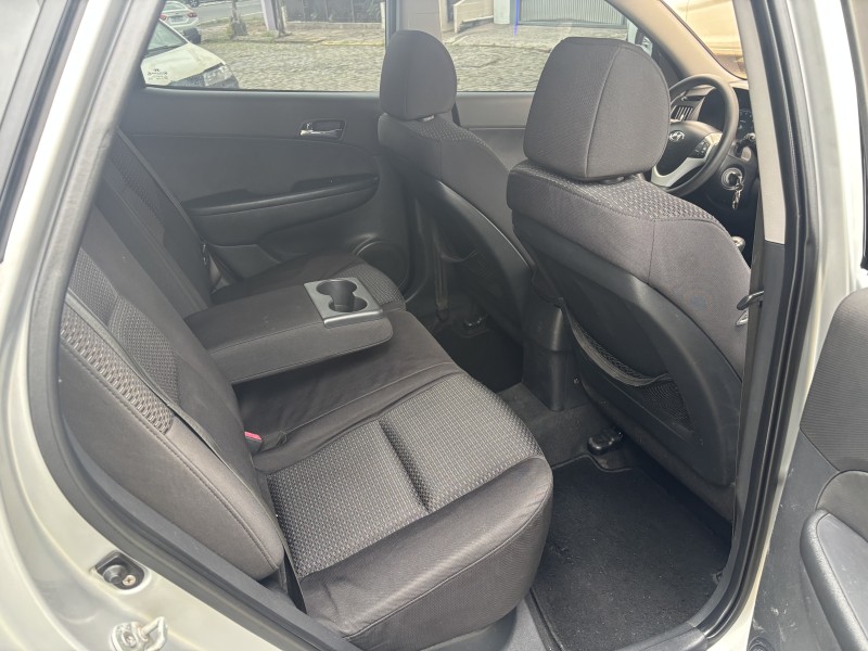 I30 2.0 MPI 16V GASOLINA 4P MANUAL - 2010 - CAXIAS DO SUL