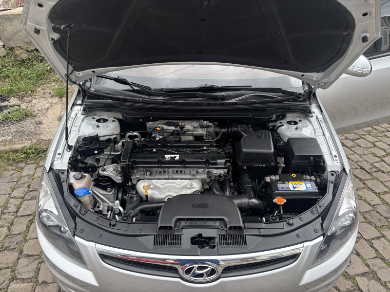 I30 2.0 MPI 16V GASOLINA 4P MANUAL - 2010 - CAXIAS DO SUL