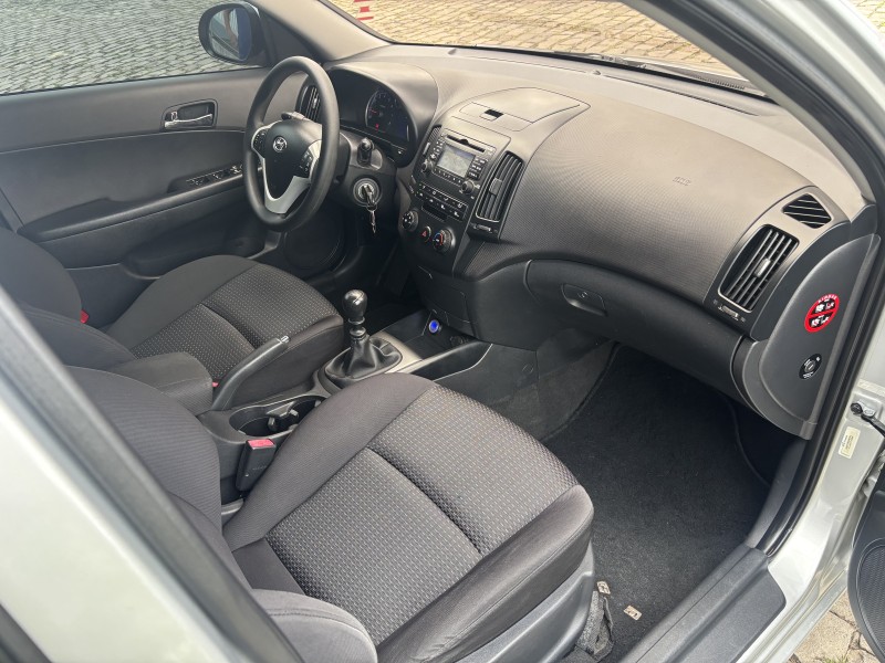 I30 2.0 MPI 16V GASOLINA 4P MANUAL - 2010 - CAXIAS DO SUL