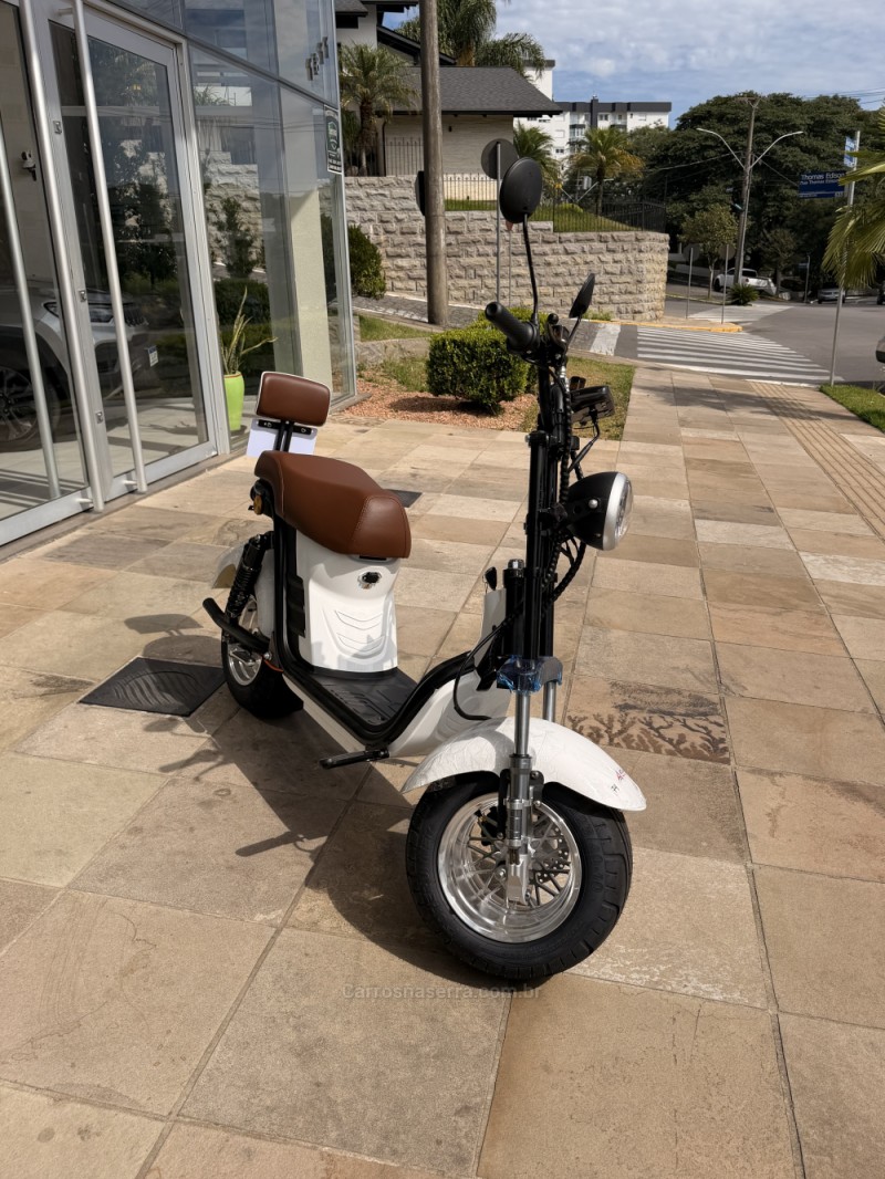 1000W  - 2026 - FARROUPILHA