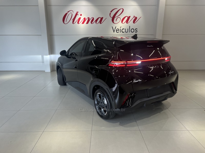 DOLPHIN MINI ELÉTRICO 4P AUTOMÁTICO - 2027 - FLORES DA CUNHA