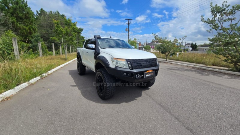 RANGER 3.2 XLT 4X4 CD 20V DIESEL 4P AUTOMÁTICO - 2014 - BENTO GONçALVES