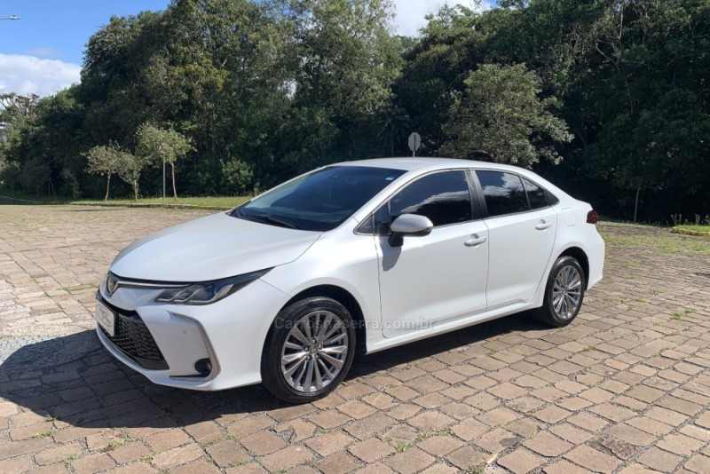 COROLLA 2.0 XEI 16V FLEX 4P AUTOMÁTICO - 2024 - GUAPORé