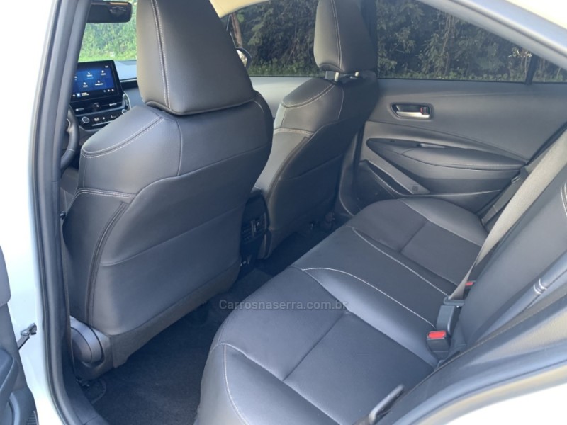 COROLLA 2.0 XEI 16V FLEX 4P AUTOMÁTICO - 2024 - GUAPORé