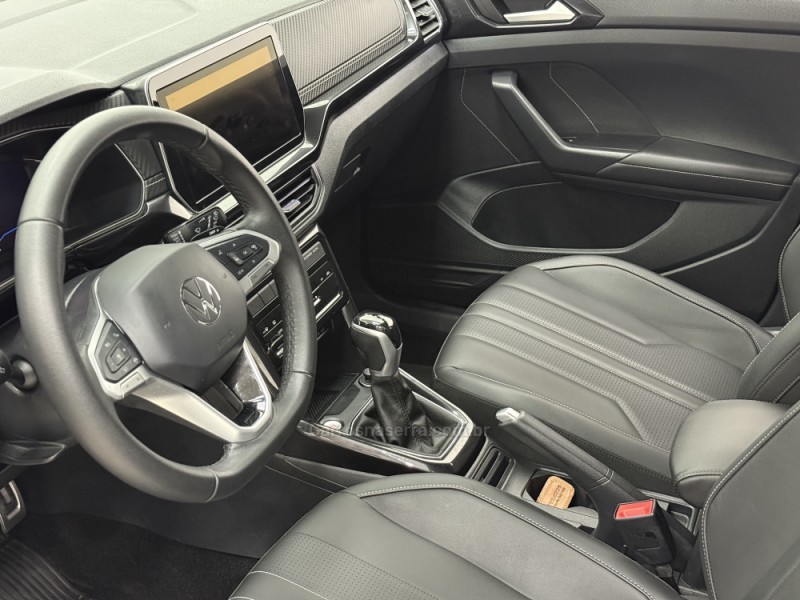 T-CROSS 1.4 HIGHLINE TSI 16V FLEX 4P AUTOMÁTICO - 2025 - SANTA CRUZ DO SUL