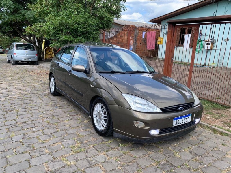 FOCUS  - 2001 - CAXIAS DO SUL