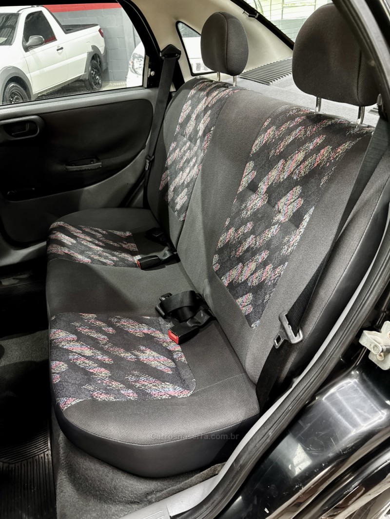 CORSA 1.8 MPFI MAXX SEDAN 8V FLEX 4P MANUAL - 2005 - HARMONIA