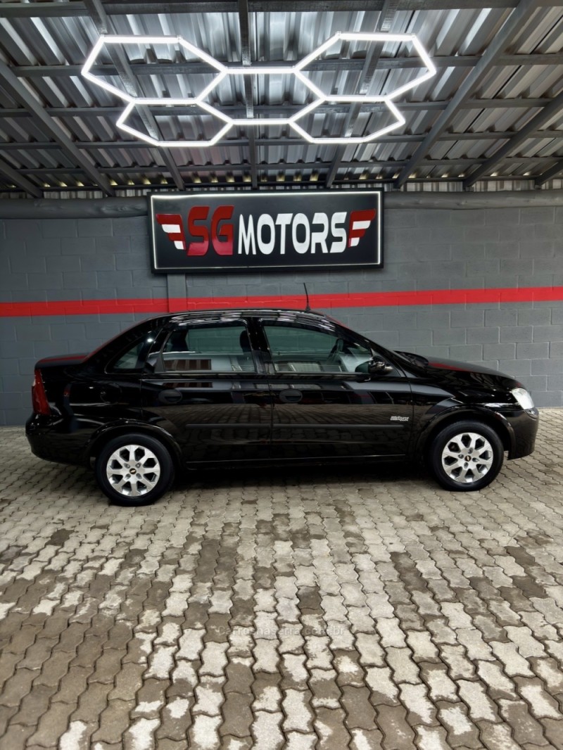 CORSA 1.8 MPFI MAXX SEDAN 8V FLEX 4P MANUAL - 2005 - HARMONIA