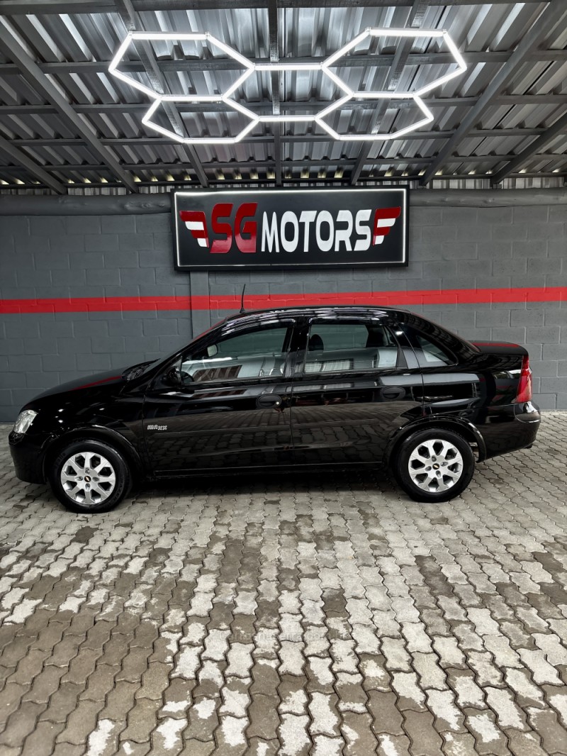 CORSA 1.8 MPFI MAXX SEDAN 8V FLEX 4P MANUAL - 2005 - HARMONIA