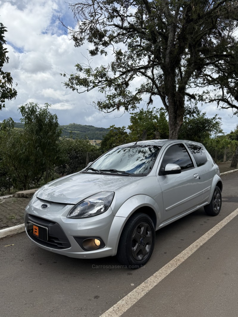 KA 1.0 MPI TECNO 8V FLEX 2P MANUAL - 2012 - NOVA ARAçá