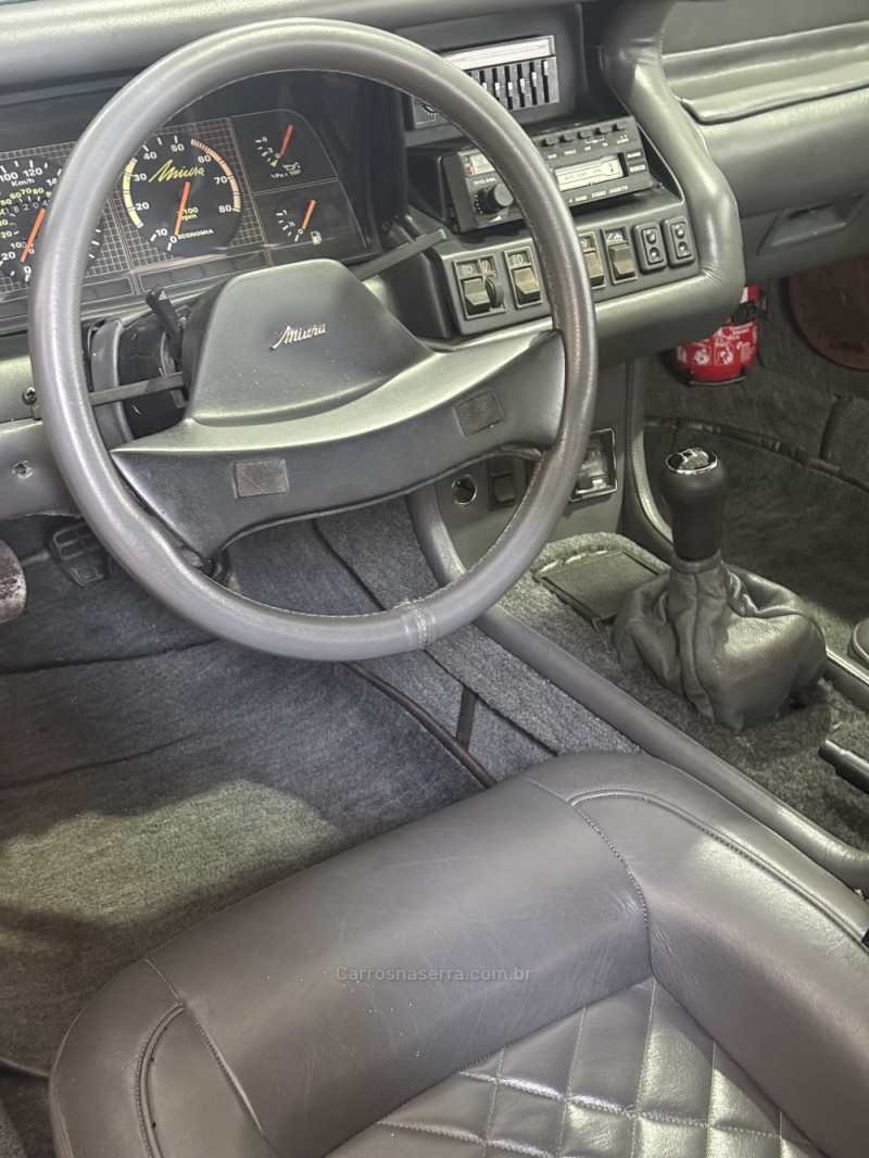 SAGA 1.8 COUPÉ 8V GASOLINA 2P MANUAL - 1986 - GARIBALDI