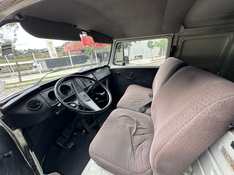 KOMBI 1.6 FURGÃO 8V GASOLINA 3P MANUAL - 1993 - CAXIAS DO SUL