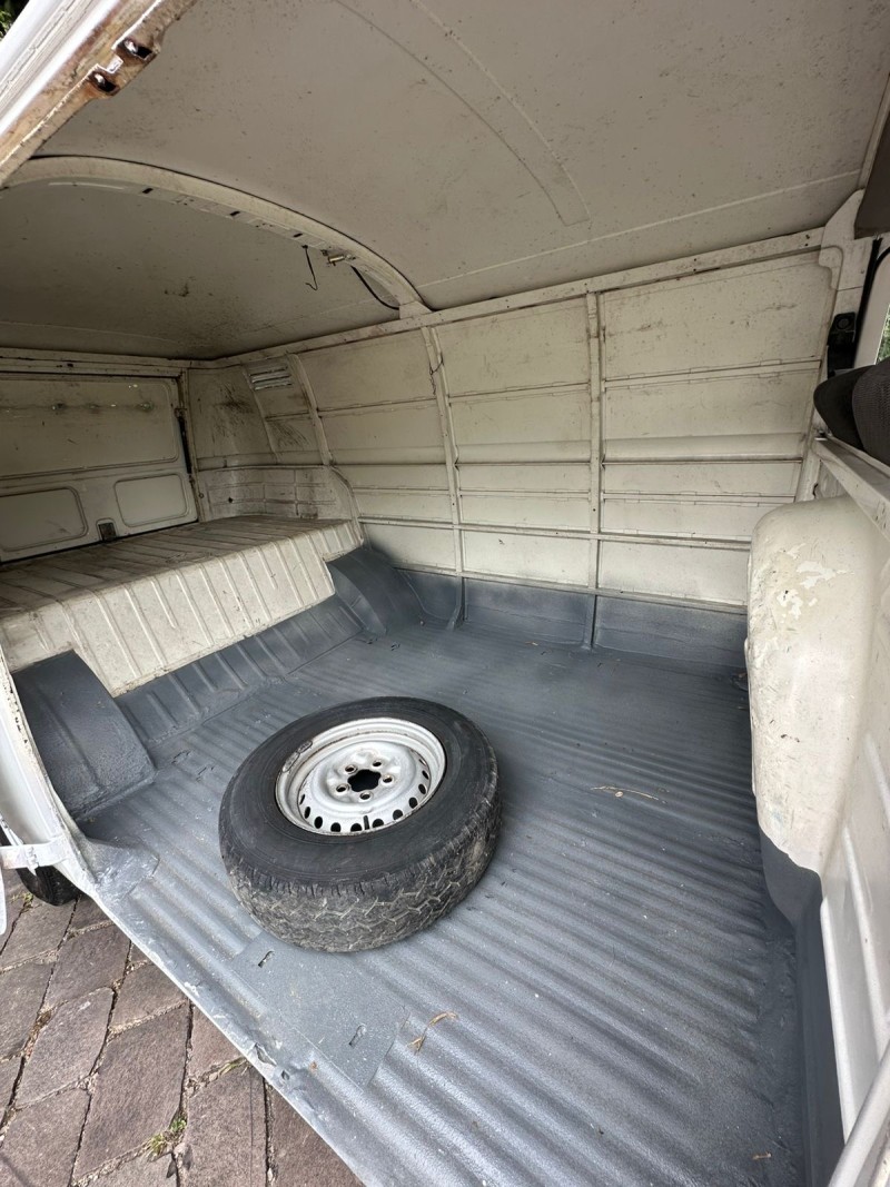 KOMBI 1.6 FURGÃO 8V GASOLINA 3P MANUAL - 1993 - CAXIAS DO SUL