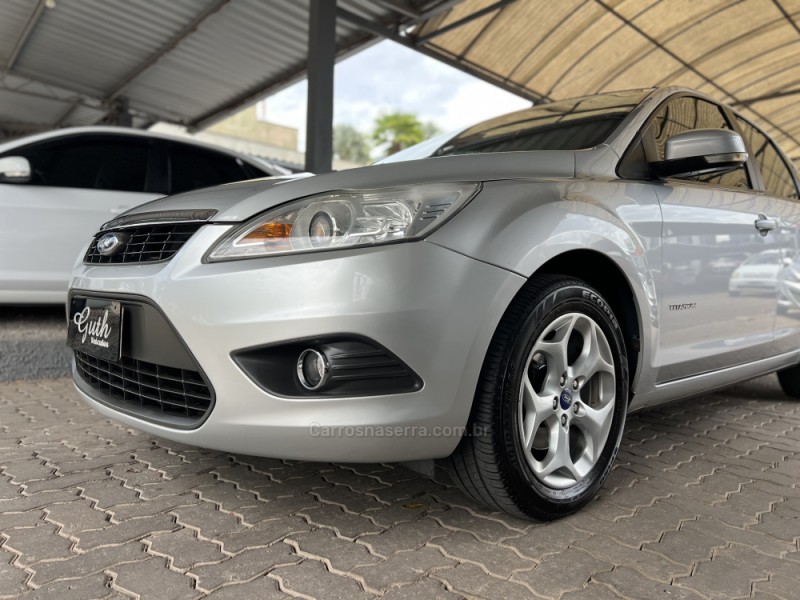 FOCUS 2.0 TITANIUM SEDAN 16V FLEX 4P AUTOMÁTICO - 2012 - BOM PRINCíPIO