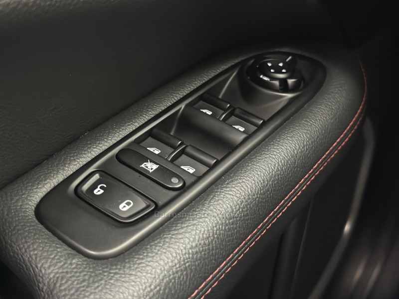 TORO 2.0 16V ULTRA 4X4 AT9 DIESEL 4P AUTOMÁTICO - 2024 - SANTA CRUZ DO SUL