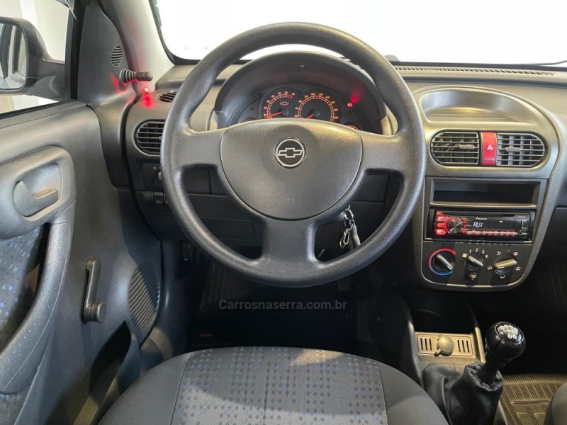 CORSA 1.4 MPFI MAXX SEDAN 8V FLEX 4P MANUAL - 2009 - CAXIAS DO SUL