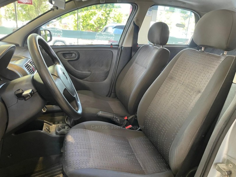 CORSA 1.4 MPFI MAXX SEDAN 8V FLEX 4P MANUAL - 2009 - CAXIAS DO SUL