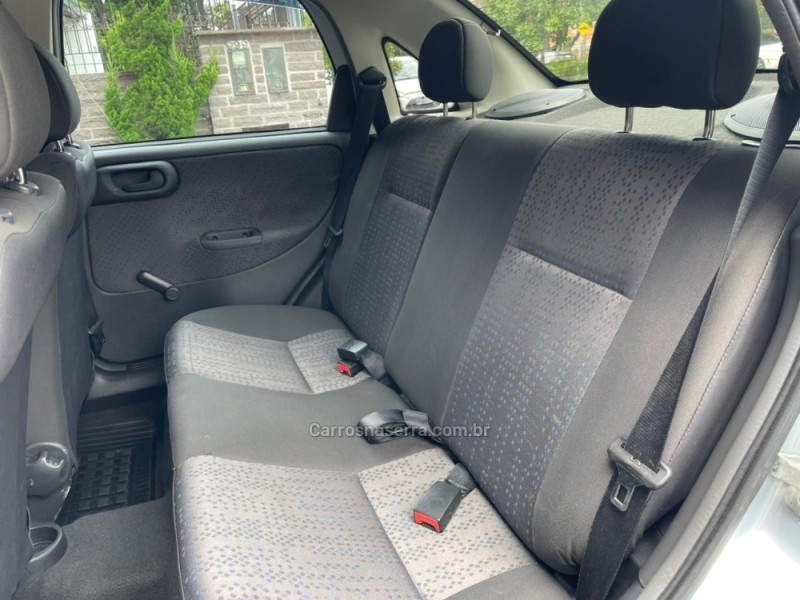 CORSA 1.4 MPFI MAXX SEDAN 8V FLEX 4P MANUAL - 2009 - CAXIAS DO SUL