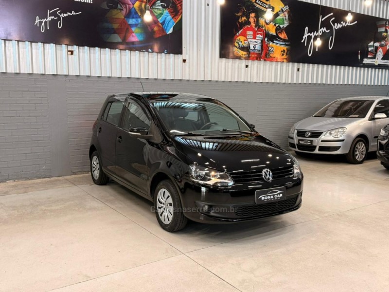 FOX 1.0 MI BLUEMOTION 8V FLEX 4P MANUAL - 2014 - CAXIAS DO SUL