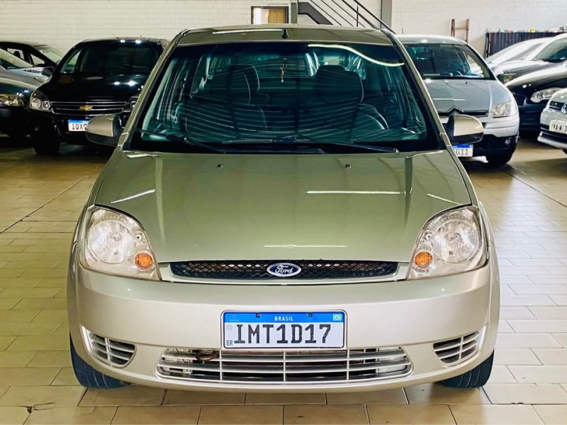 FIESTA 1.6 MPI SEDAN 8V FLEX 4P MANUAL - 2006 - CAXIAS DO SUL