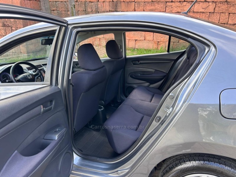 CITY 1.5 DX 16V FLEX 4P MANUAL - 2013 - VENâNCIO AIRES