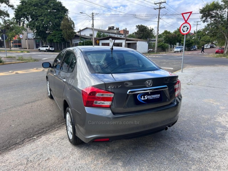 CITY 1.5 DX 16V FLEX 4P MANUAL - 2013 - VENâNCIO AIRES