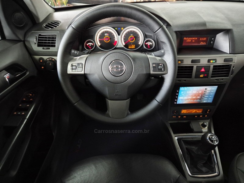 VECTRA 2.0 MPFI GT-X HATCH 8V FLEX 4P MANUAL - 2010 - CAXIAS DO SUL