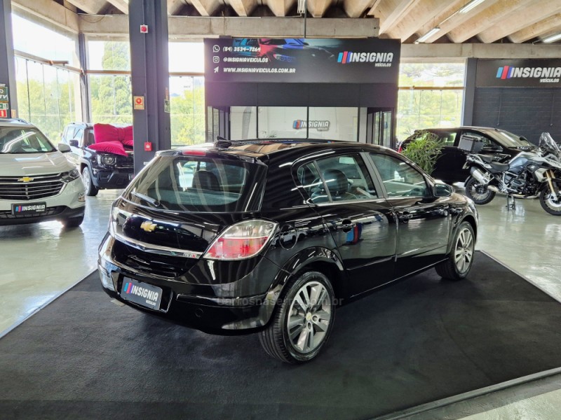 VECTRA 2.0 MPFI GT-X HATCH 8V FLEX 4P MANUAL - 2010 - CAXIAS DO SUL