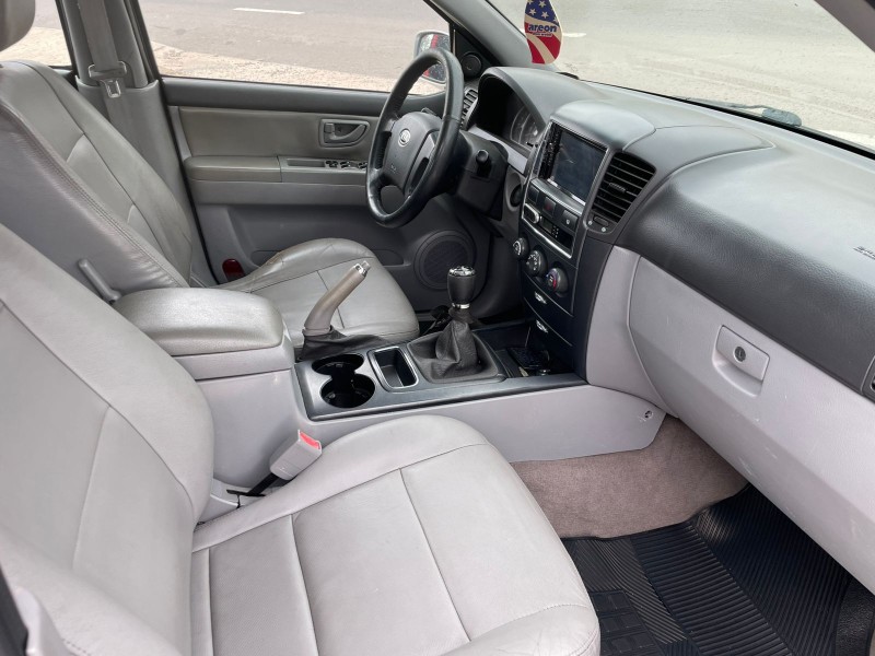 SORENTO 2.5 EX 4X4 16V DIESEL 4P MANUAL - 2008 - CAXIAS DO SUL