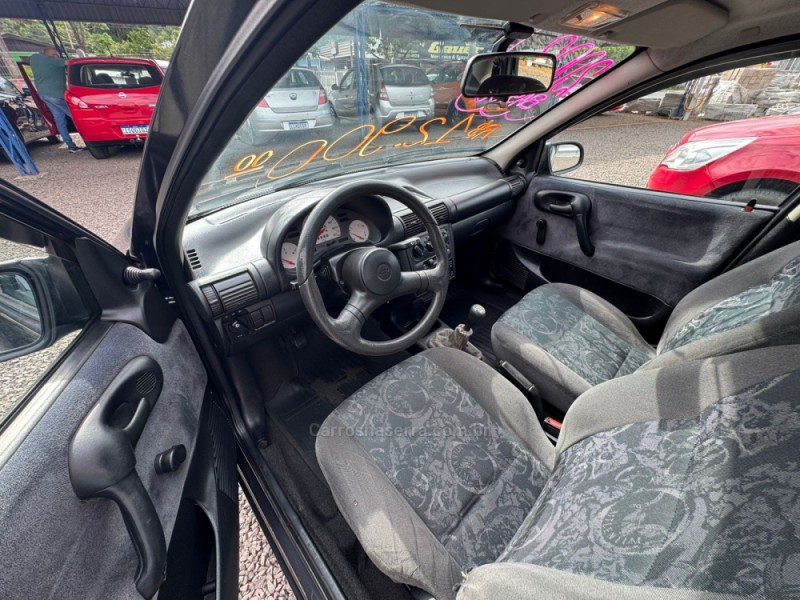 CORSA 1.0 MPFI MILENIUM 8V GASOLINA 4P MANUAL - 2002 - IGREJINHA