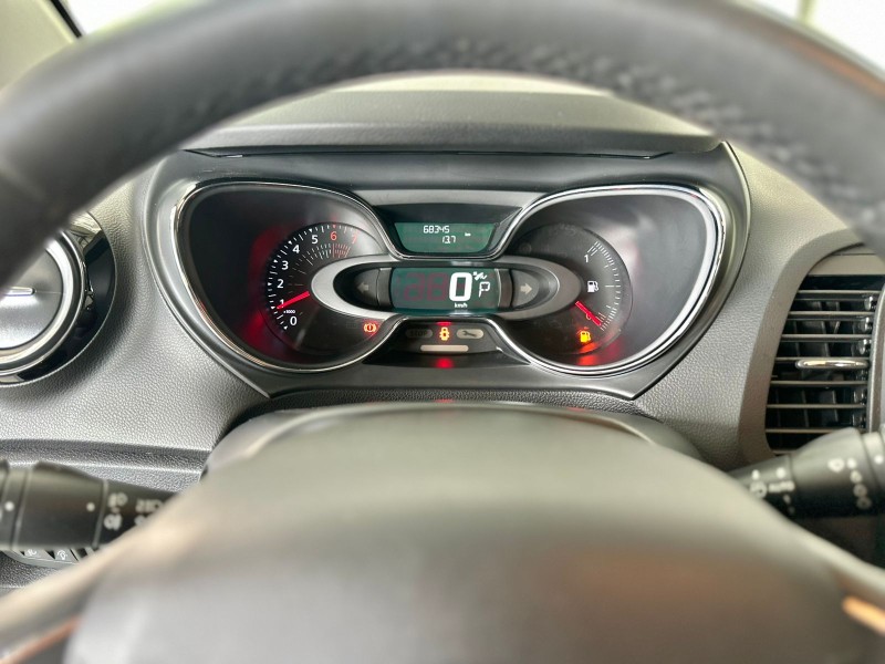 CAPTUR 1.6 16V FLEX INTENSE AUTOMÁTICO - 2018 - CAXIAS DO SUL