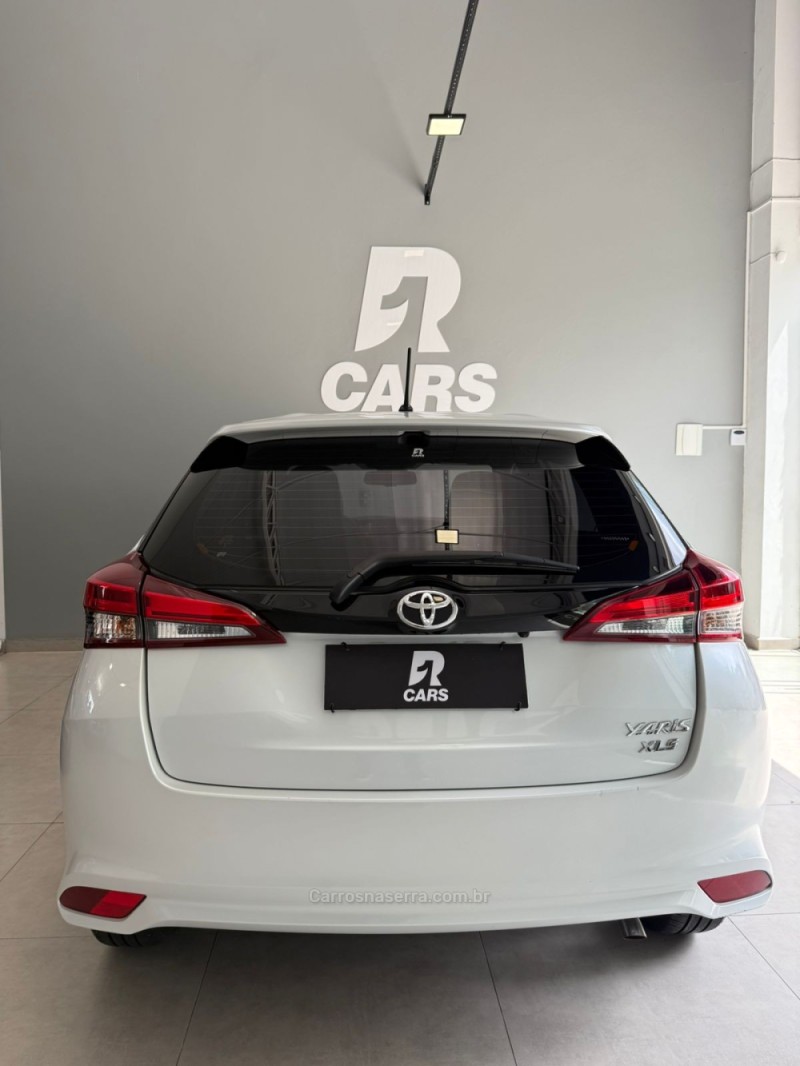 YARIS 1.5 XLS CONNECT 16V FLEX 4P AUTOMÁTICO - 2025 - LAJEADO