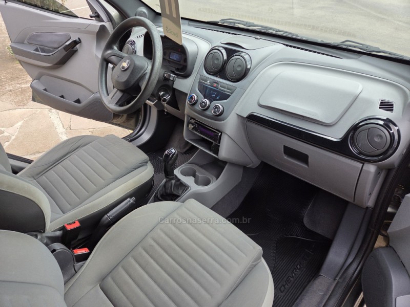 AGILE 1.4 MPFI LT 8V FLEX 4P MANUAL - 2011 - PICADA CAFé