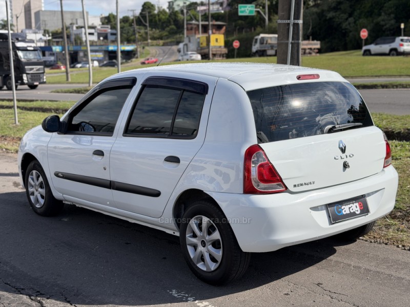 CLIO 1.0 EXPRESSION 16V FLEX 4P MANUAL - 2013 - CAXIAS DO SUL