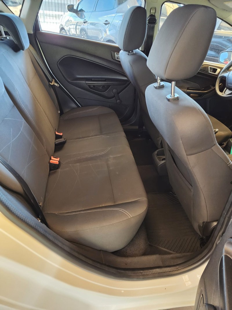 FIESTA 1.5 SE HATCH 16V FLEX 4P MANUAL - 2015 - CAXIAS DO SUL