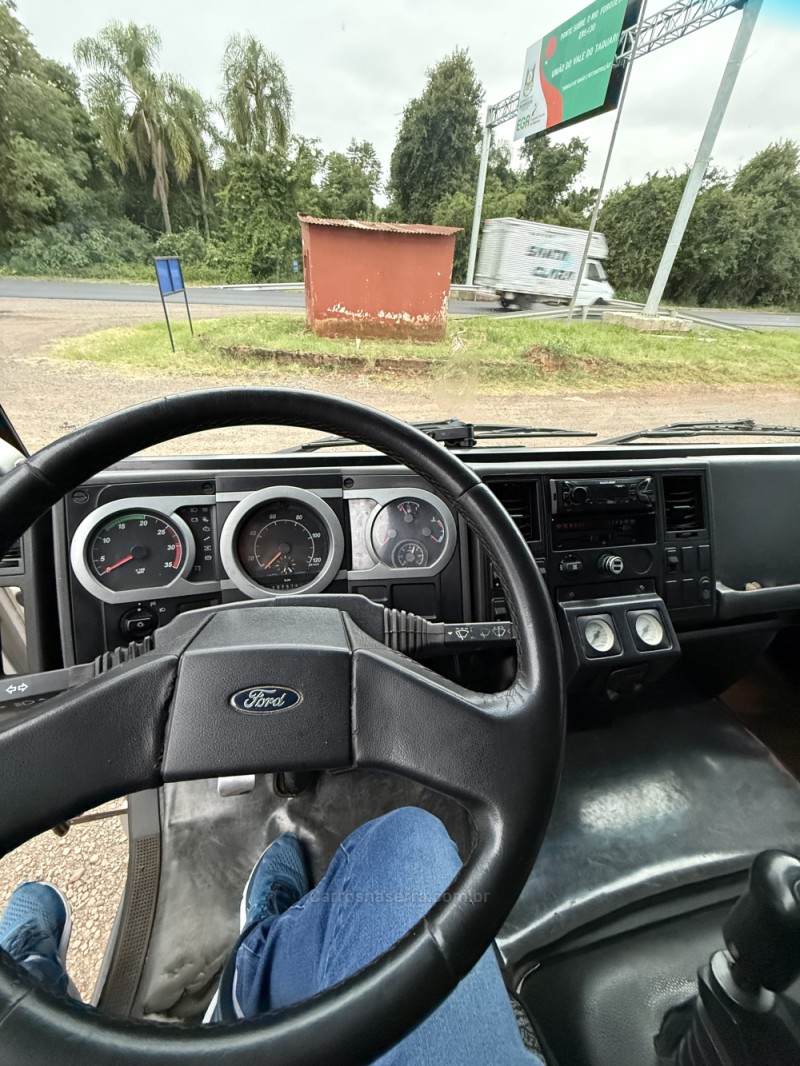 CARGO 815 E TURBO - 2010 - ARROIO DO MEIO