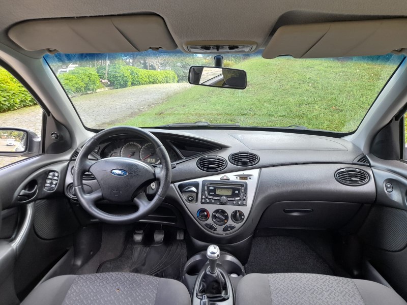 FOCUS 2.0 GLX SEDAN 16V FLEX 4P MANUAL - 2008 - FARROUPILHA
