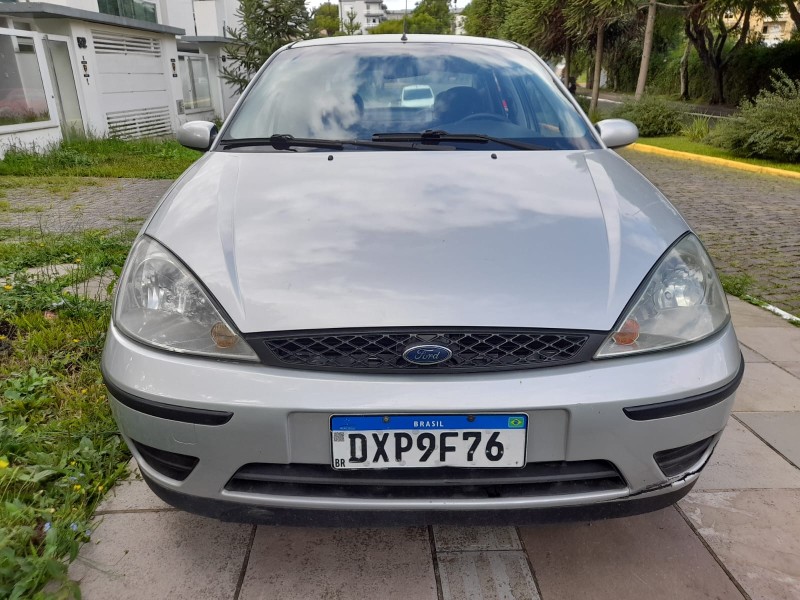 FOCUS 2.0 GLX SEDAN 16V FLEX 4P MANUAL - 2008 - FARROUPILHA
